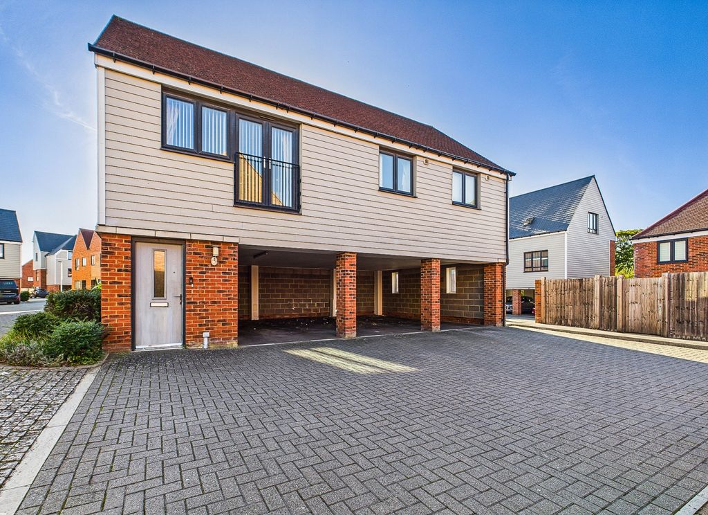 Property photo 1 of 14 Cam02308G0-Pr0221-Still004-2