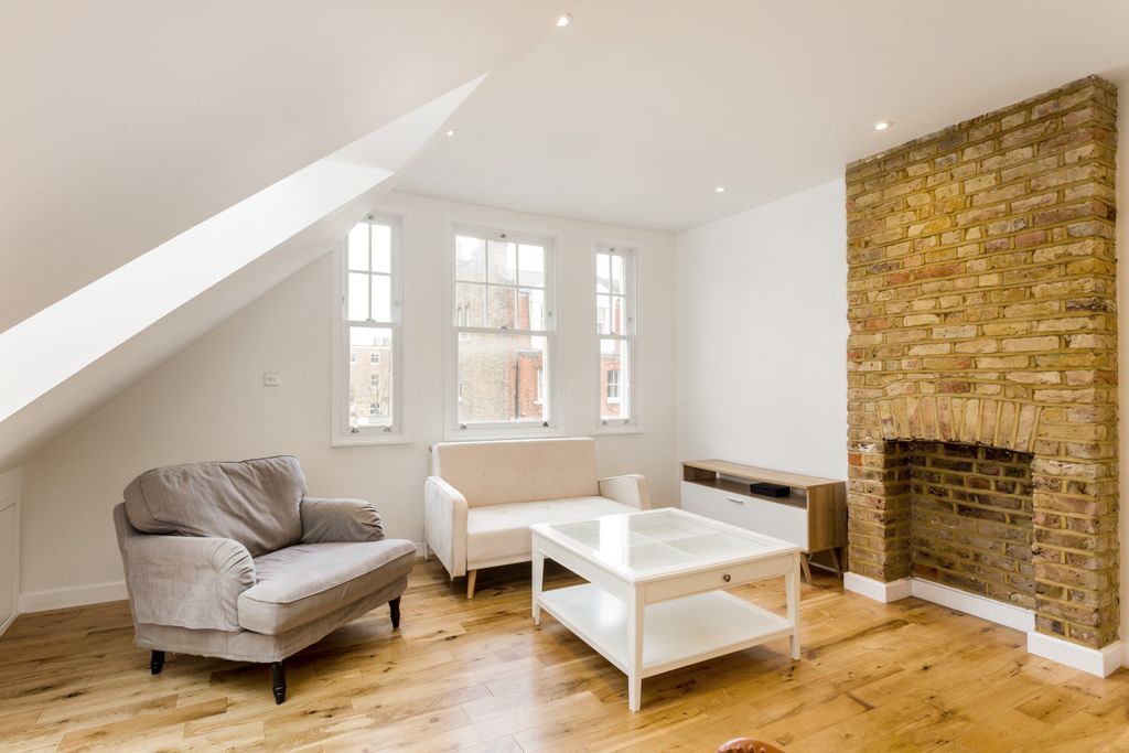 Property photo 3 of 7 7