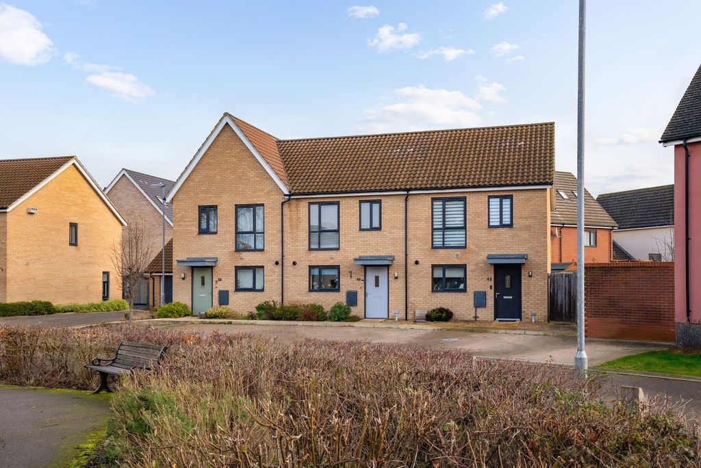 Property photo 1 of 21