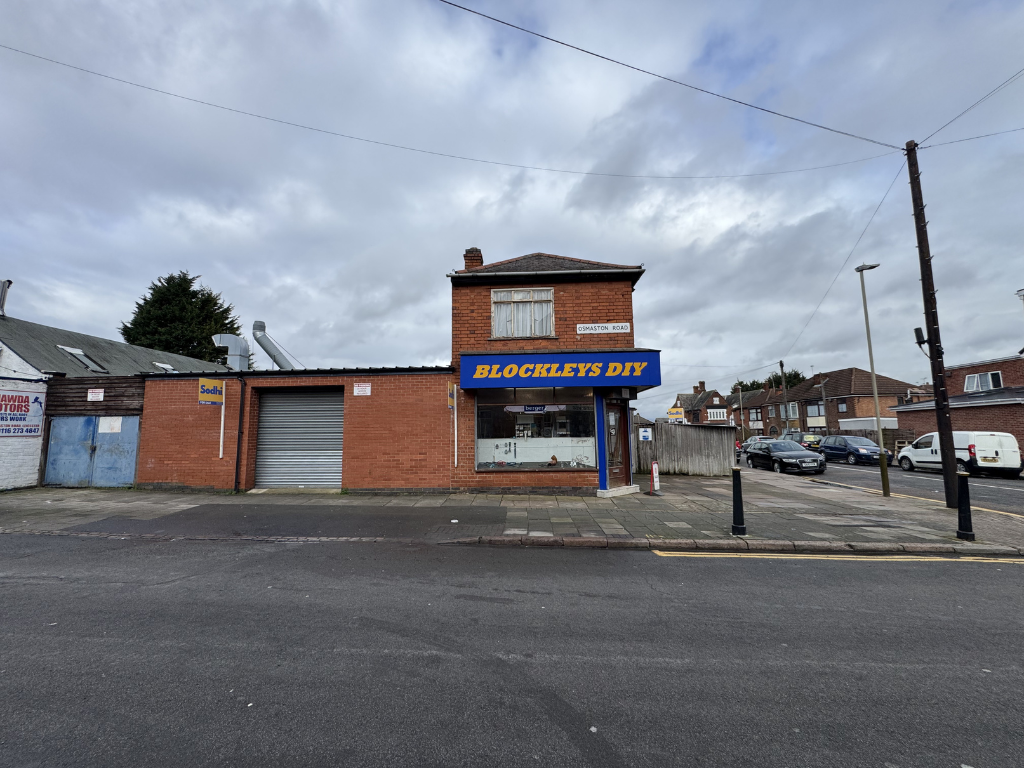 Property photo 2 of 17