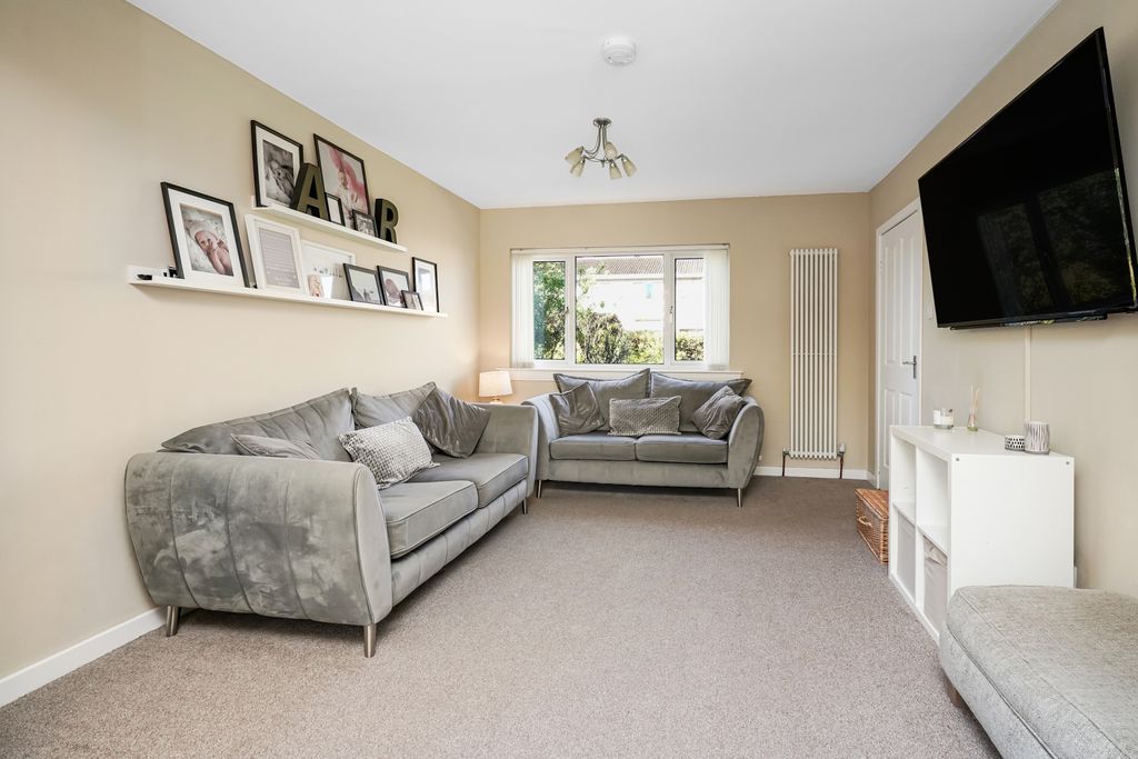 Property photo 3 of 19 Property Image 3