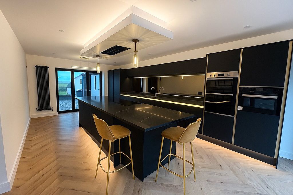 Property photo 2 of 18 Picture No. 06