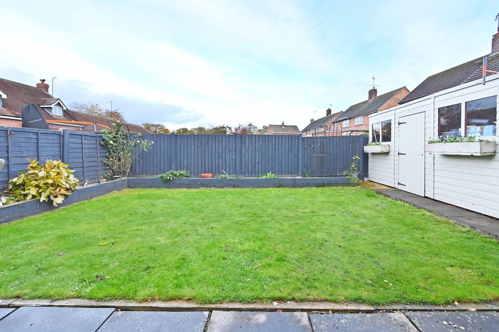 Property photo 2 of 23