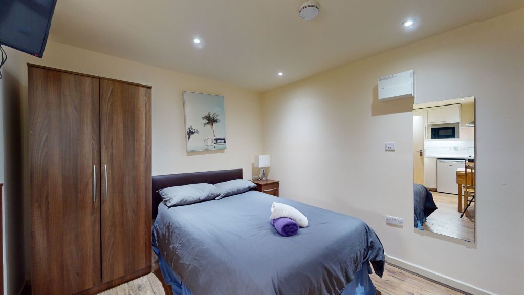 Property photo 2 of 6