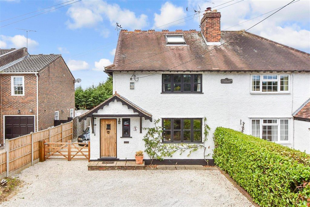 Property photo 1 of 9 Front (Web)