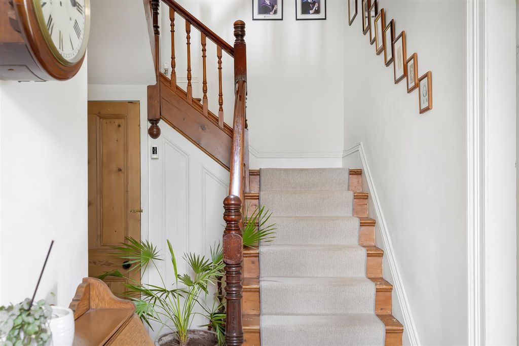 Additional image 5 of 6 bed end terrace house for saleEast View Terrace, Otley LS21