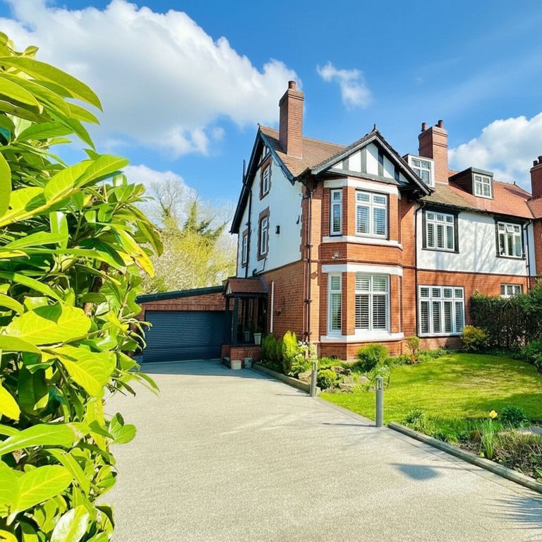 Property photo 1 of 40