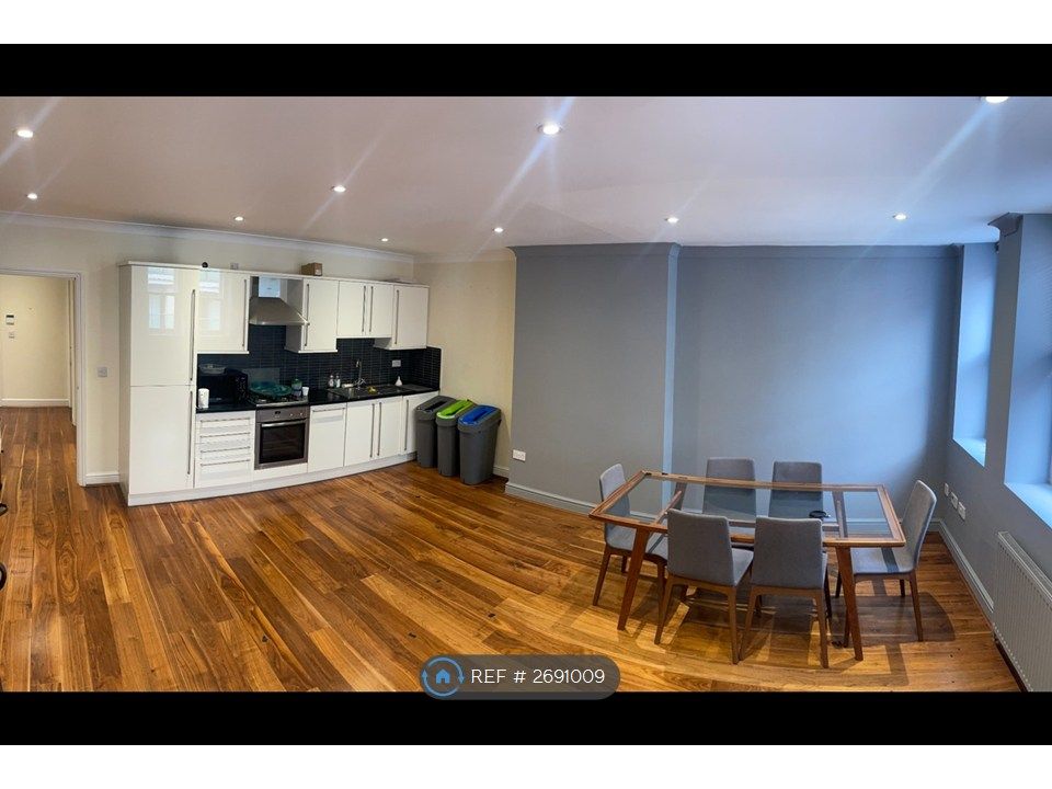 Property photo 1 of 10 Living Room &amp; Open Plan Kitchen