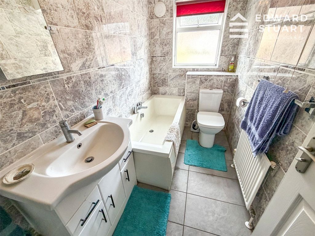 Property photo 2 of 13 Picture No. 04