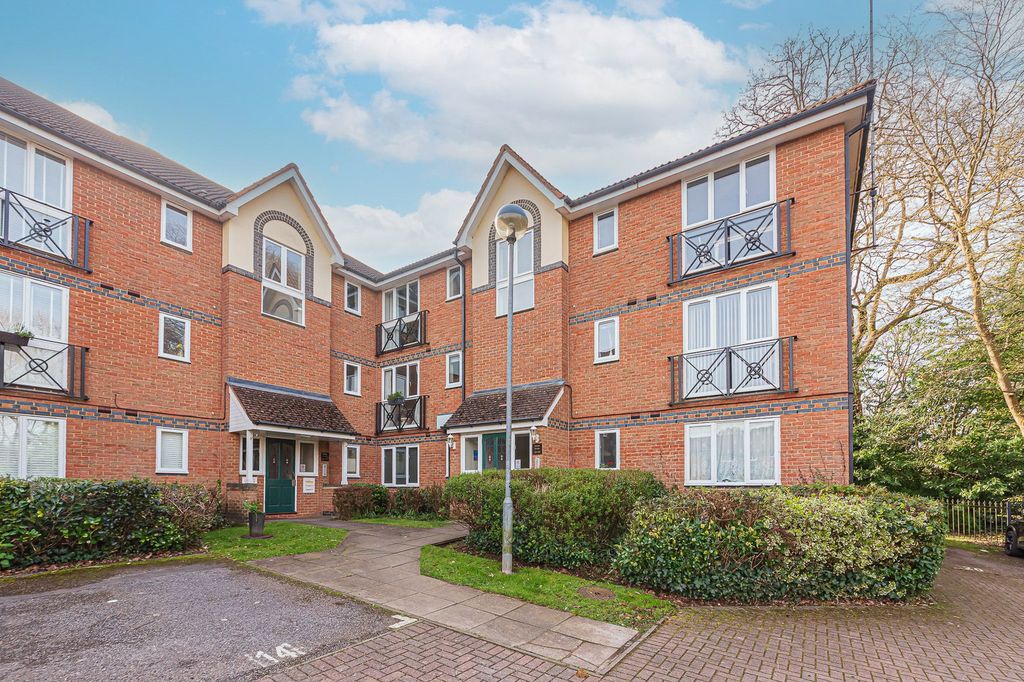 Property photo 1 of 10