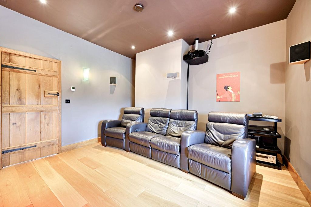 Additional image 37 of 4 bed detached house for saleHigher Whittlestone Head Farm, Whittlestone Head, Darwen BB3