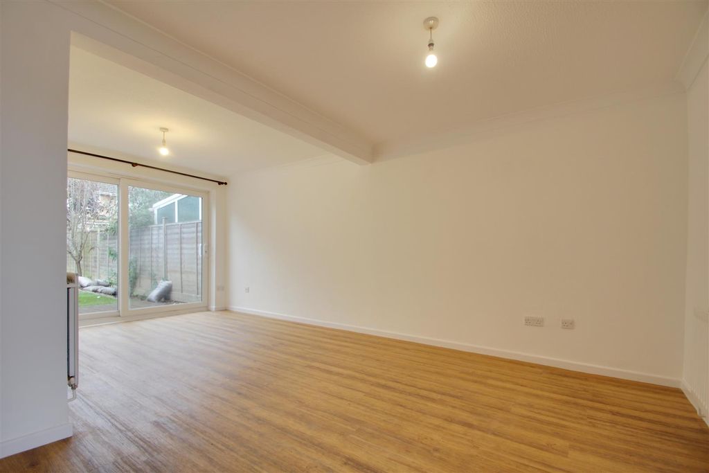 Property photo 2 of 12 Lounge Diner