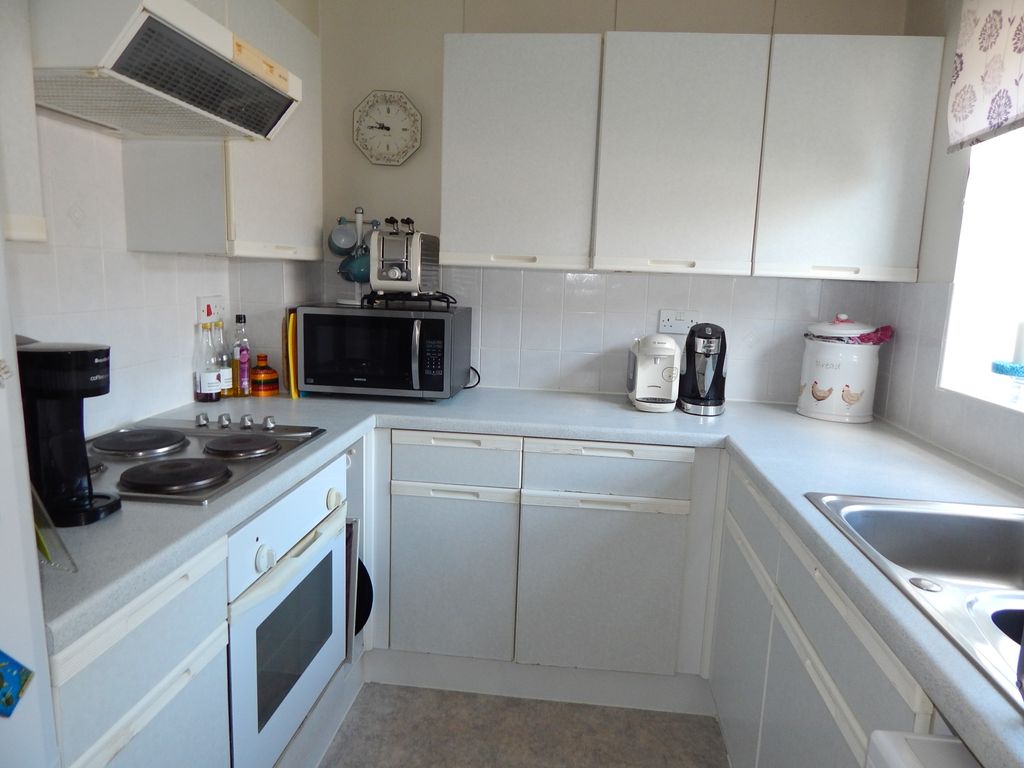 Property photo 2 of 6