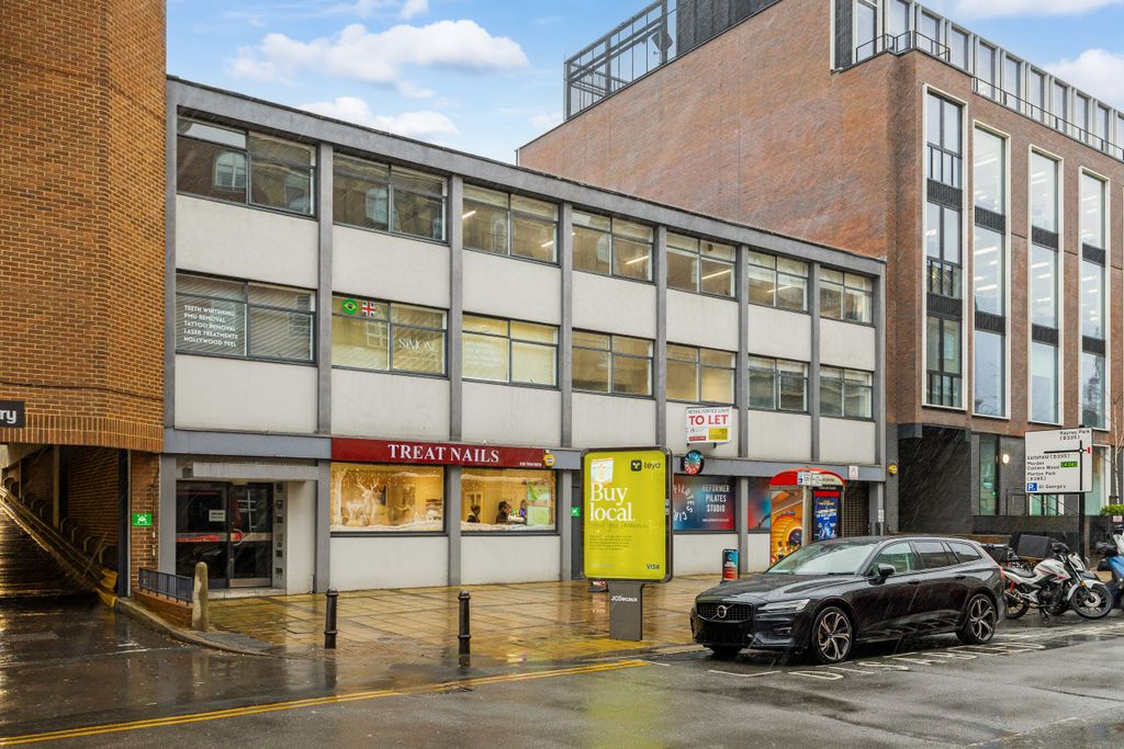 Property photo 1 of 4