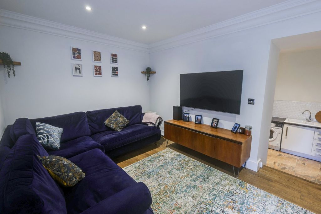 Property photo 2 of 15 Picture No. 09