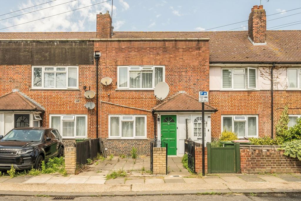 Property photo 1 of 2
