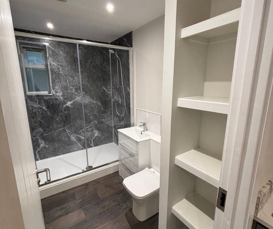 Property photo 1 of 4 Flat 8, 39C Leic Road - 4.Png