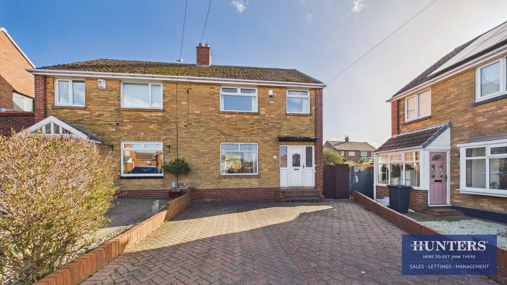 Property photo 1 of 19 External