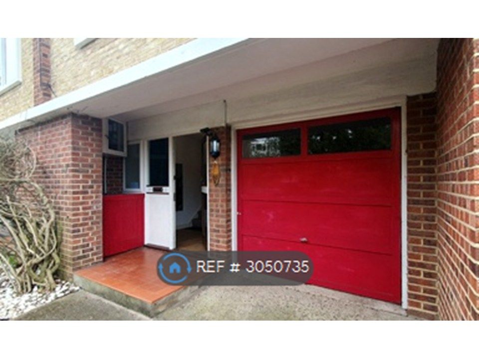 Property photo 2 of 18 Front Entrance Lobby And Garage