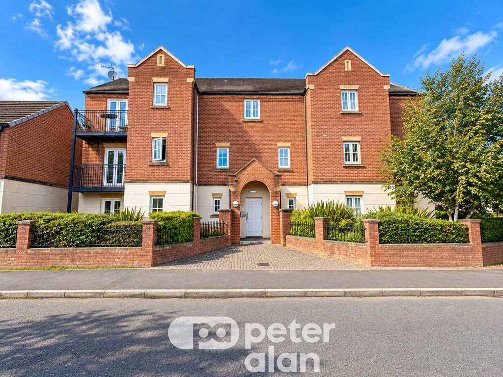 Property photo 1 of 11