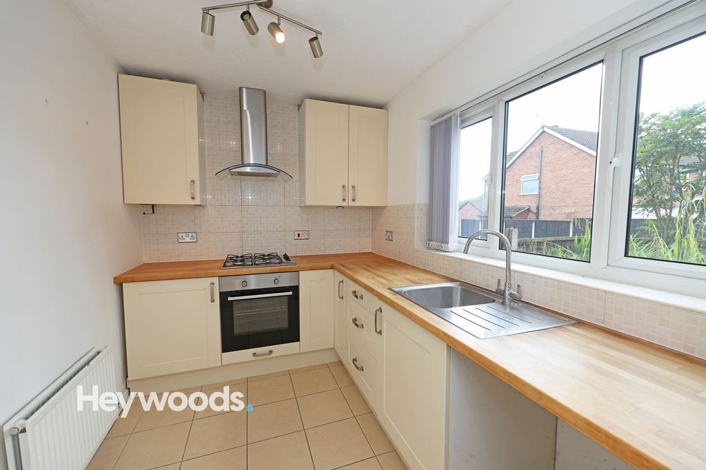 Property photo 2 of 29