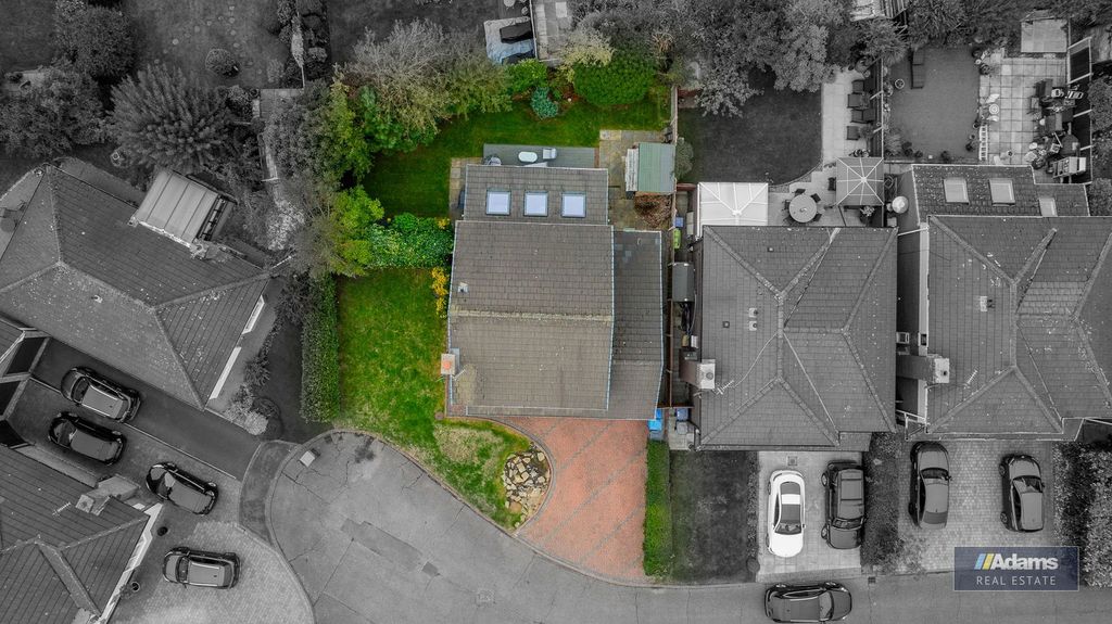 Property photo 3 of 35