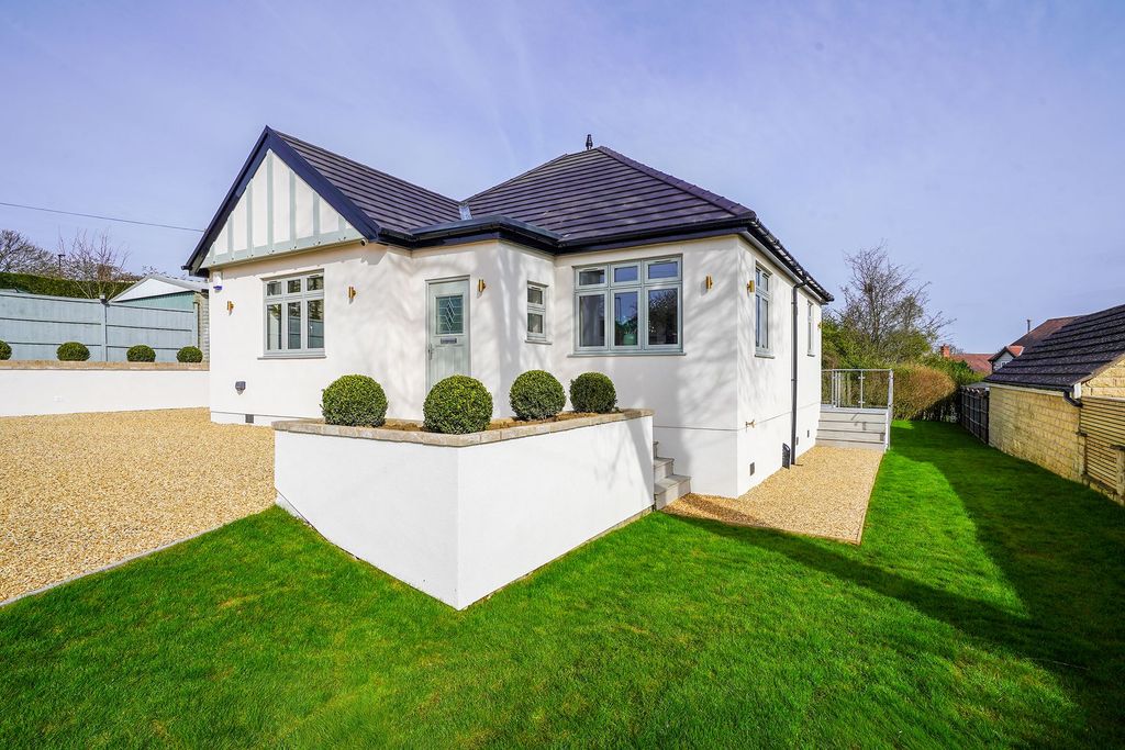 Property photo 1 of 39