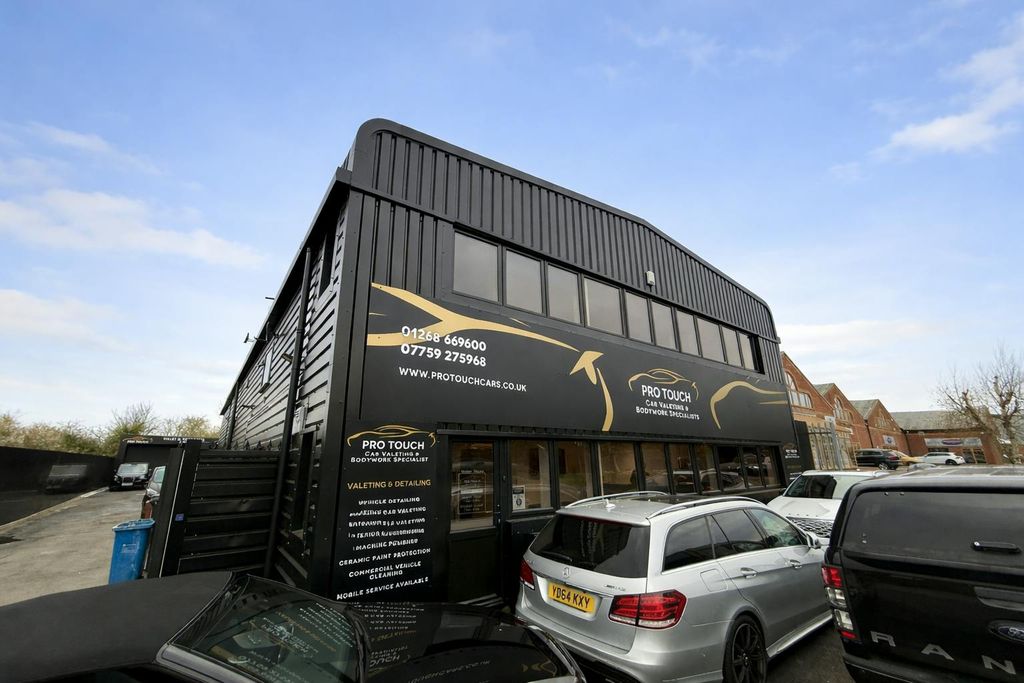 Property photo 1 of 20 Ed5Df017-F925-416c-B0A3-29De72A34Cec.Png