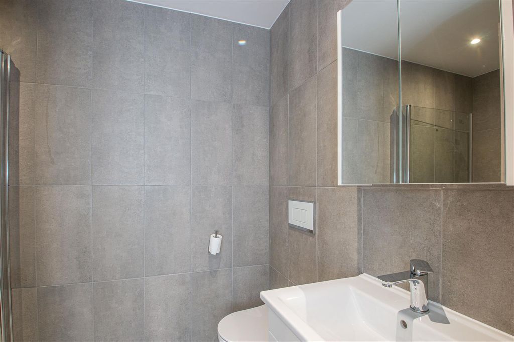 Property photo 3 of 16 204Sta_8.Jpg