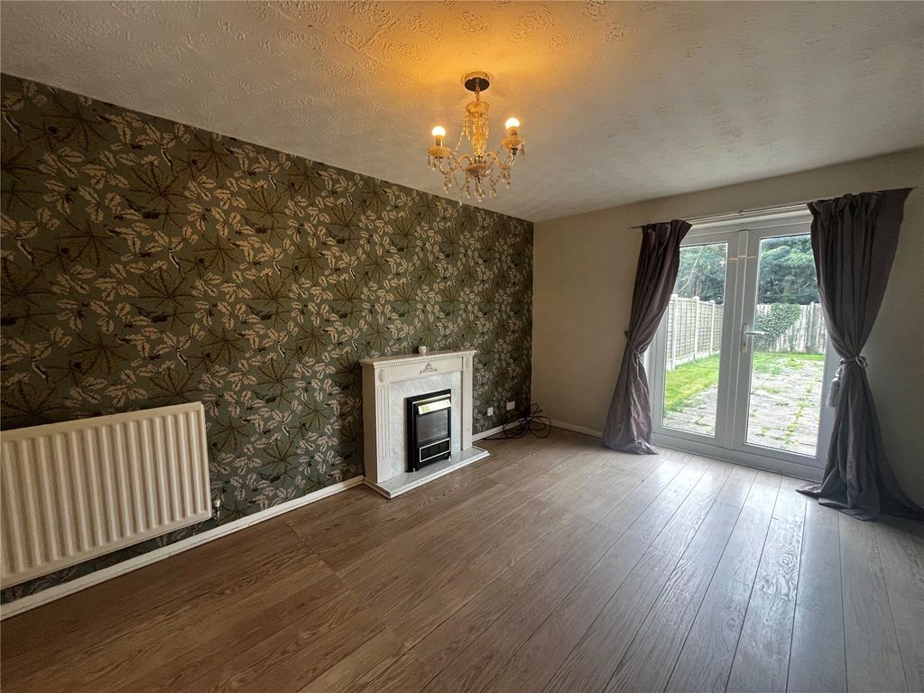 Property photo 3 of 10 Picture No. 11