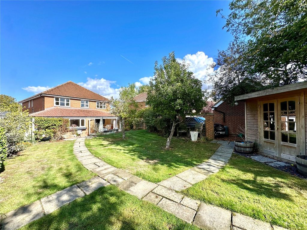 Property photo 2 of 24 Picture No. 10