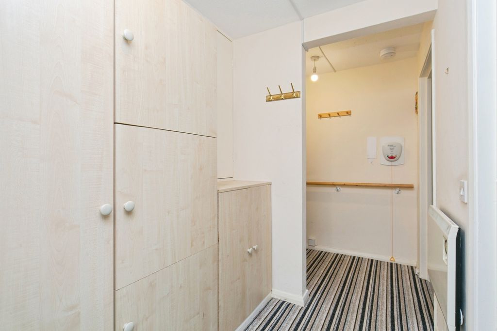 Property photo 3 of 20 Pbox-Img.Jpg