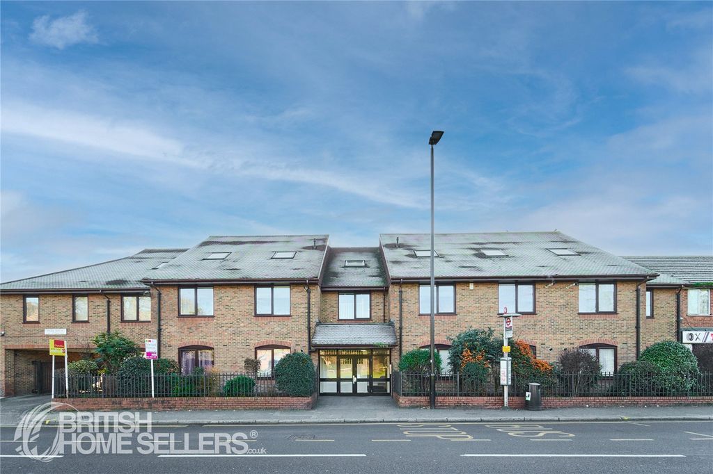 Property photo 1 of 18 Picture No. 05