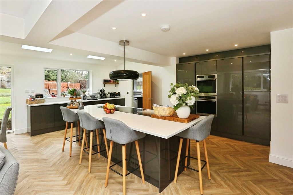 Property photo 2 of 29 Open Plan Kitchen