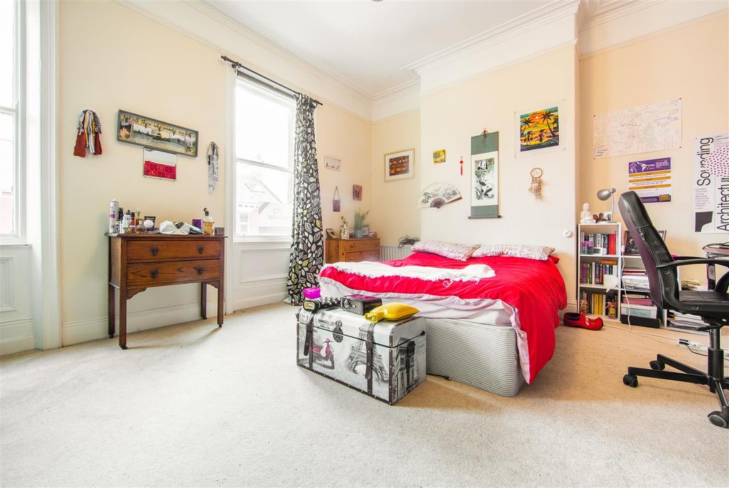 Property photo 3 of 5 85 Cartington Trc - Hi-5.Jpg