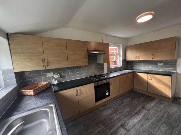 Property photo 1 of 12 9665443.Jpg