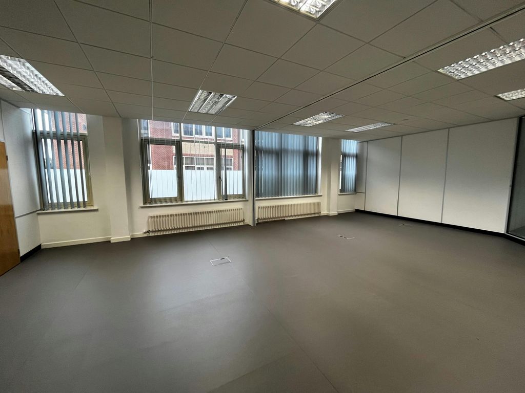 Property photo 2 of 5 Office Space 1.Jpg