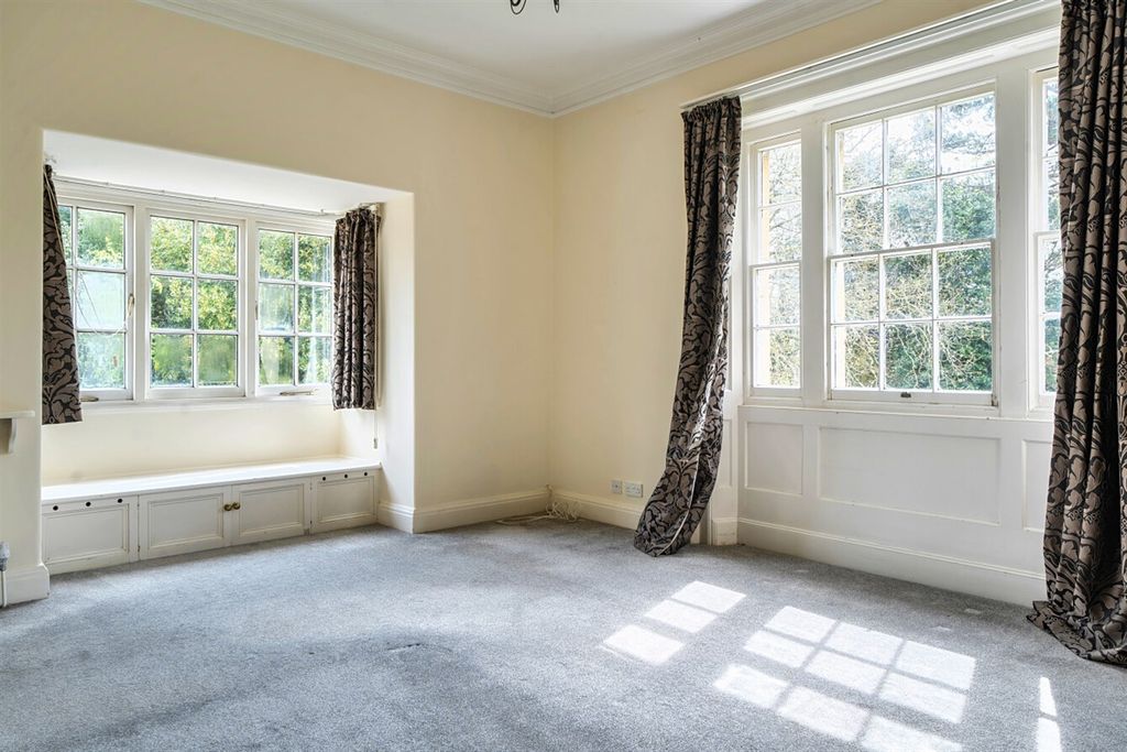 Additional image 18 of 6 bed detached house to rentFlint House, 2 Mill Lane, Langstone, Havant, Hampshire PO9