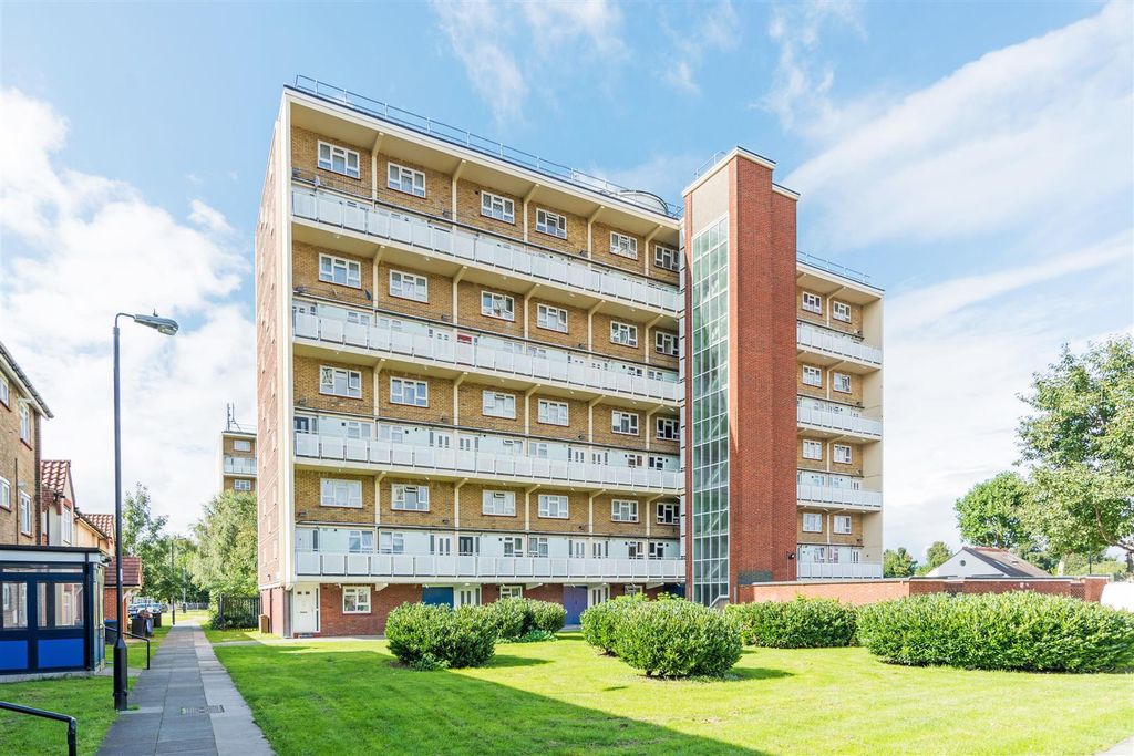 Property photo 1 of 10 Cumberland House.Jpg