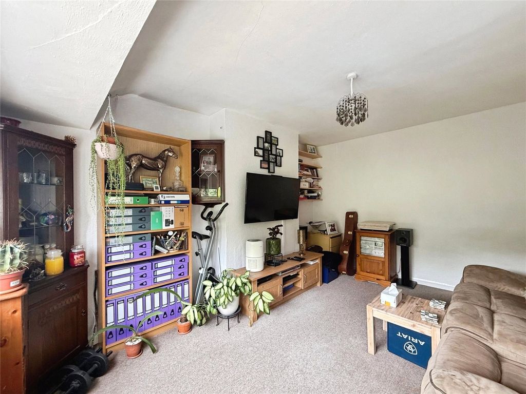 Property photo 3 of 22 Picture No. 18