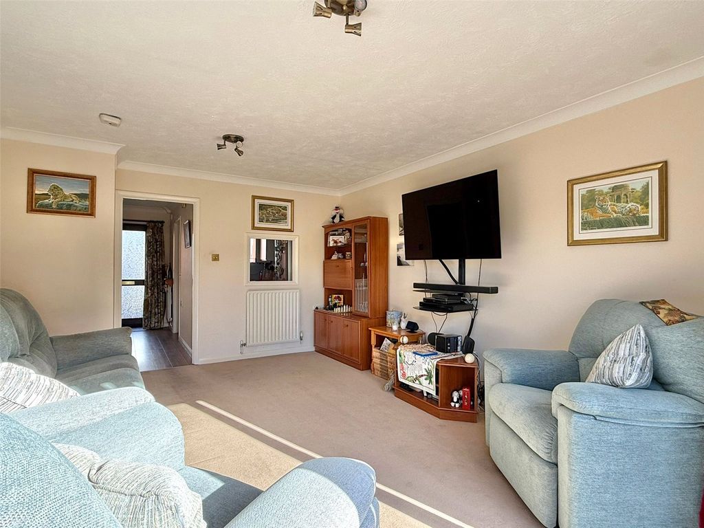 Property photo 2 of 15 Picture No. 29