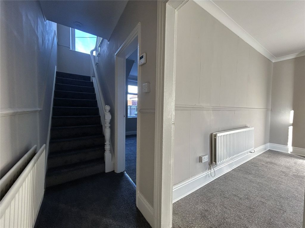 Property photo 2 of 10 Picture No. 01