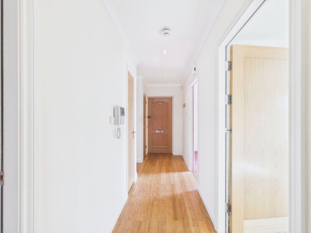 Property photo 2 of 28 Photo 12