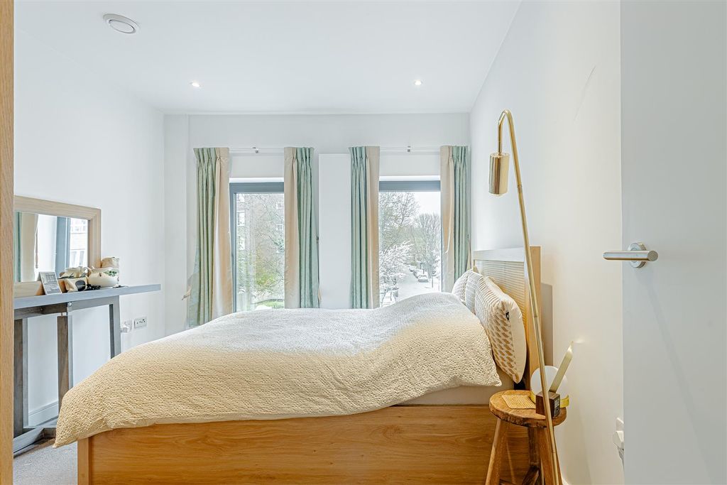 Property photo 3 of 15 Elmore Street (13).Jpg