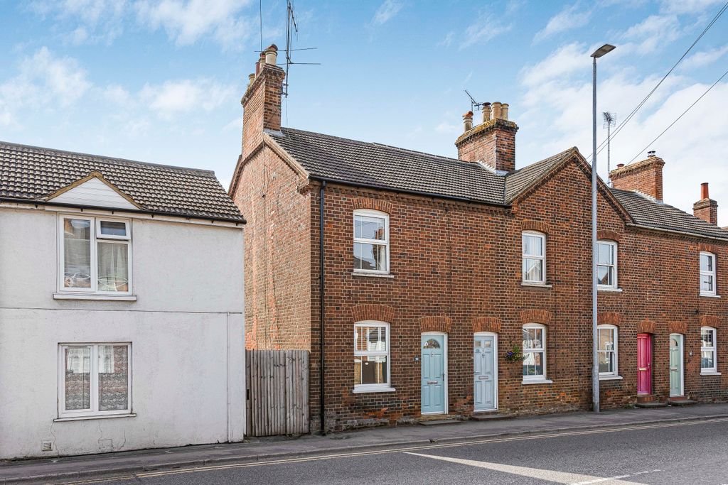 Property photo 1 of 11 Front