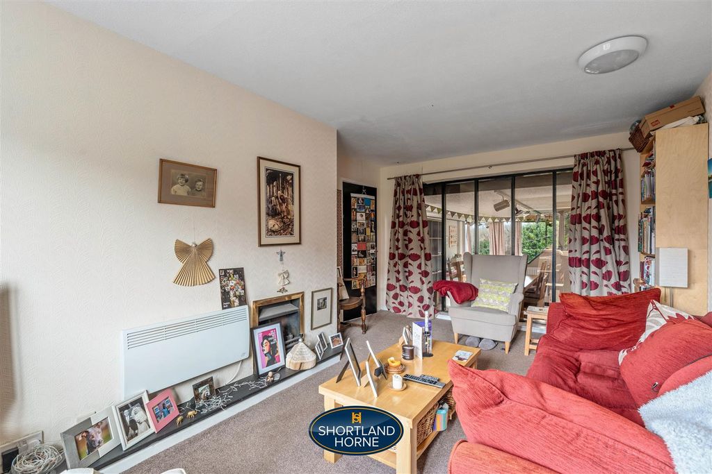 Property photo 3 of 27 55 Cotswold Drive Wm (10 Of 26).Jpg