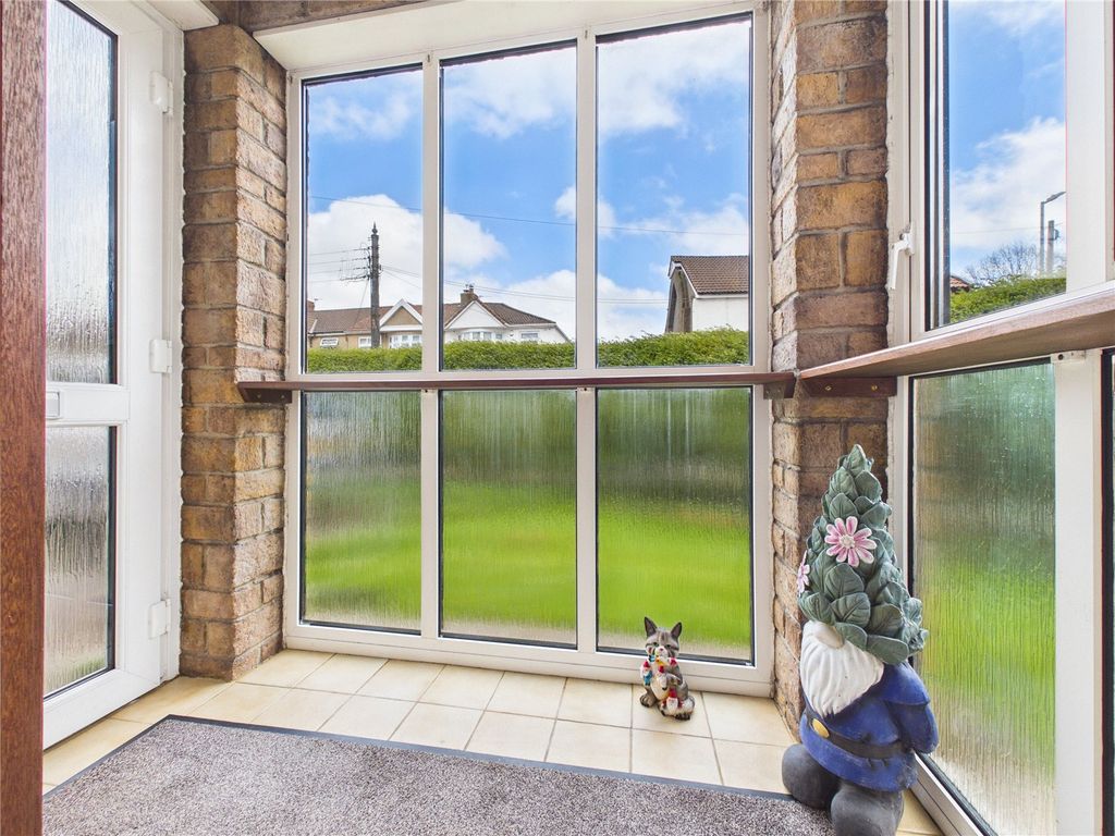 Property photo 2 of 19 Picture No. 03