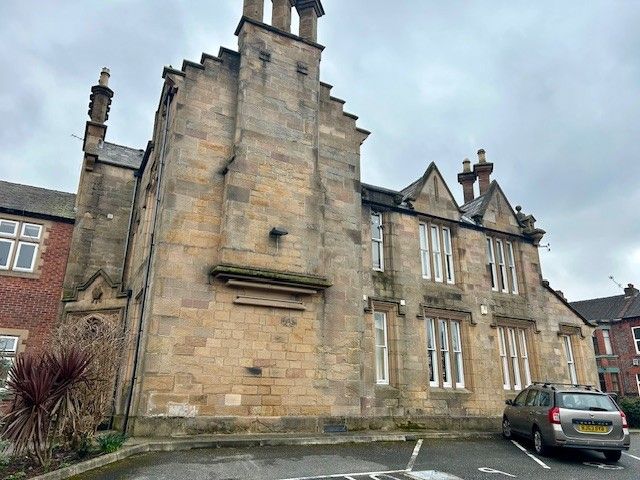 Property photo 1 of 6