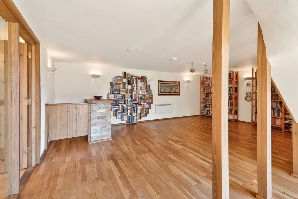 Additional image 21 of 5 bed semi-detached house for saleEarning Street, Godmanchester PE29