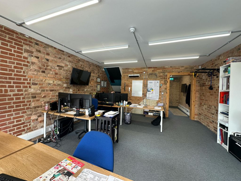 Property photo 2 of 5 Image 2